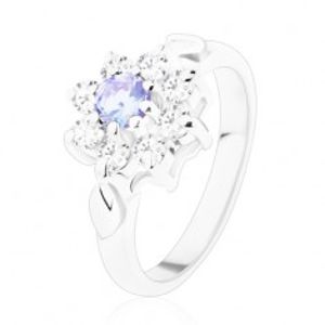Třpytivý prsten se zirkonovým kvítkem ve světle fialové a čiré barvě, lístky V05.20
