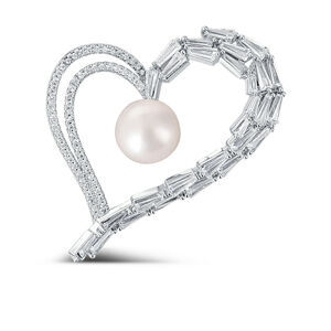 JwL Luxury Pearls Třpytivá brož asymetrické srdce s pravou perlou a krystaly JL0696