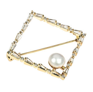 JwL Luxury Pearls Třpytivá pozlacená brož s pravou perlou JL0520