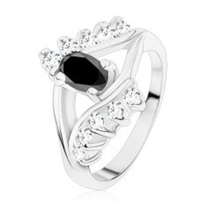 Lesklý prsten ve stříbrné barvě, hladké a zirkonové linie, černý ovál S13.12