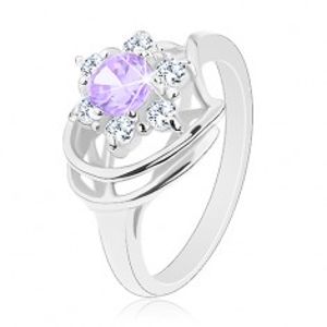 Lesklý prsten ve stříbrném odstínu, světle fialovo-čirý zirkonový květ, obloučky G04.13