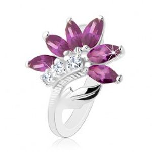 Blýskavý prsten ve stříbrné barvě, tmavě fialový květ, lesklý list R48.10