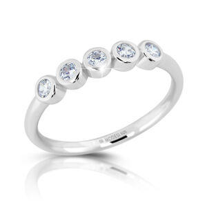 Modesi Blyštivý stříbrný prsten se zirkony M01016 59 mm