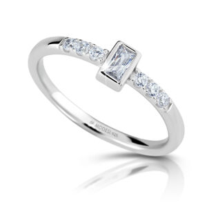Modesi Stříbrný zásnubní prsten se zirkony M01015 56 mm