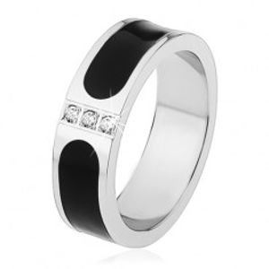 Ocelový prsten, stříbrná barva, černý glazovaný pás, tři čiré zirkony S71.18