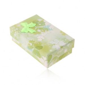 Papírová krabička na soupravu nebo řetízek, motiv zelených a bílých trojlístků