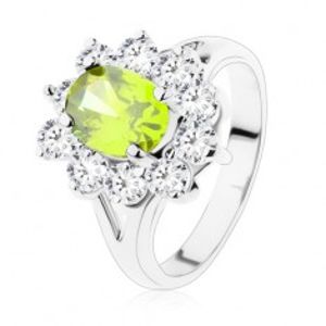 Prsten s rozdvojenými rameny, zelený zirkonový ovál s lemováním v čirém odstínu V08.14