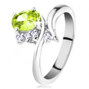Prsten se zahnutými rameny, broušené zirkony ve světle zelené a čiré barvě G11.12