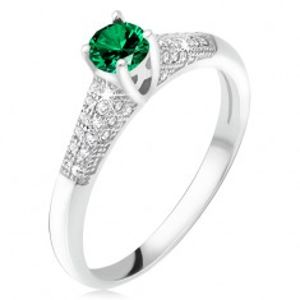 Prsten se zeleným zirkonem v kotlíku, čiré kamínky, stříbro 925 U7.11