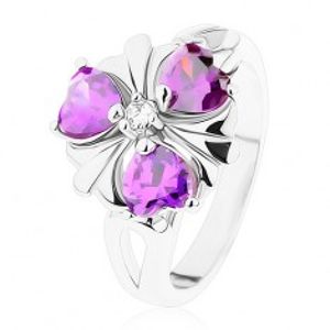 Prsten stříbrné barvy, kvítek ze zirkonových srdíček tmavě fialové barvy R39.26