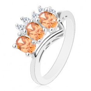 Prsten ve stříbrné barvě, oranžové ovály a kulaté čiré zirkonky S17.02