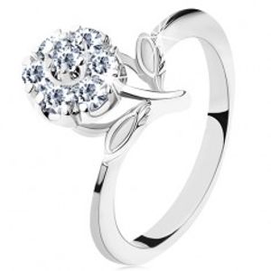 Prsten ve stříbrném odstínu, úzká ramena, třpytivý zirkonový květ čiré barvy G11.03