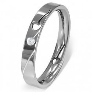 Prsten z oceli - vyřezané srdíčko, čirý zirkon K11.5