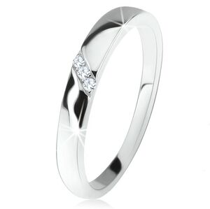 Prsten ze stříbra 925, diagonální pás čirých zirkonů - Velikost: 57
