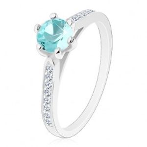 Stříbrný 925 prsten, ramena s průsvitnými liniemi, kulatý světle modrý zirkon J06.12