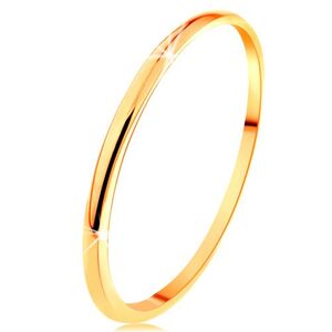 Tenký prsten ve žlutém 14K zlatě, hladký a mírně vypouklý povrch - Velikost: 65