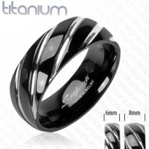 Titanový prsten černé barvy - úzké šikmé zářezy ve stříbrném odstínu B1.6