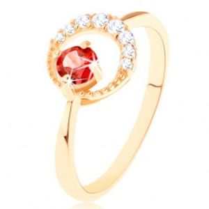 Zlatý prsten 375 - zirkonový srpek měsíce, kulatý červený granát GG65.48/52